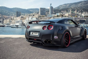 cf选手高颜值引关注,妥妥的偶像派!